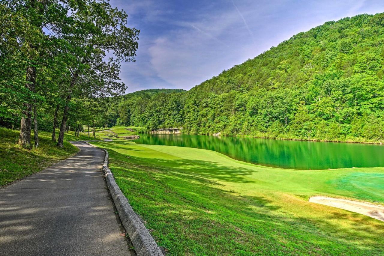 Branson West Cabin With Pool Access And Golfing Экстерьер фото