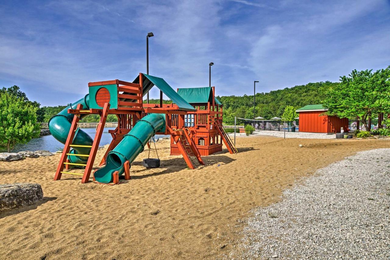 Branson West Cabin With Pool Access And Golfing Экстерьер фото